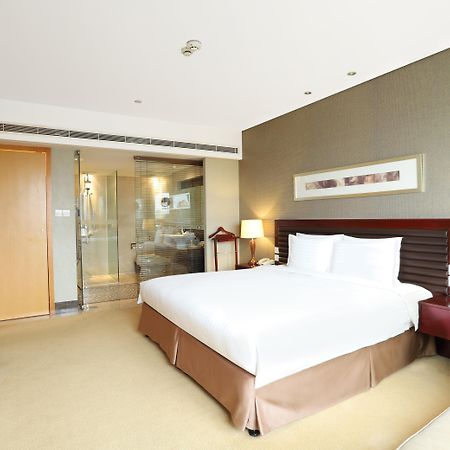 Holiday Inn Shanghai Pudong Nanpu By Ihg Exterior photo