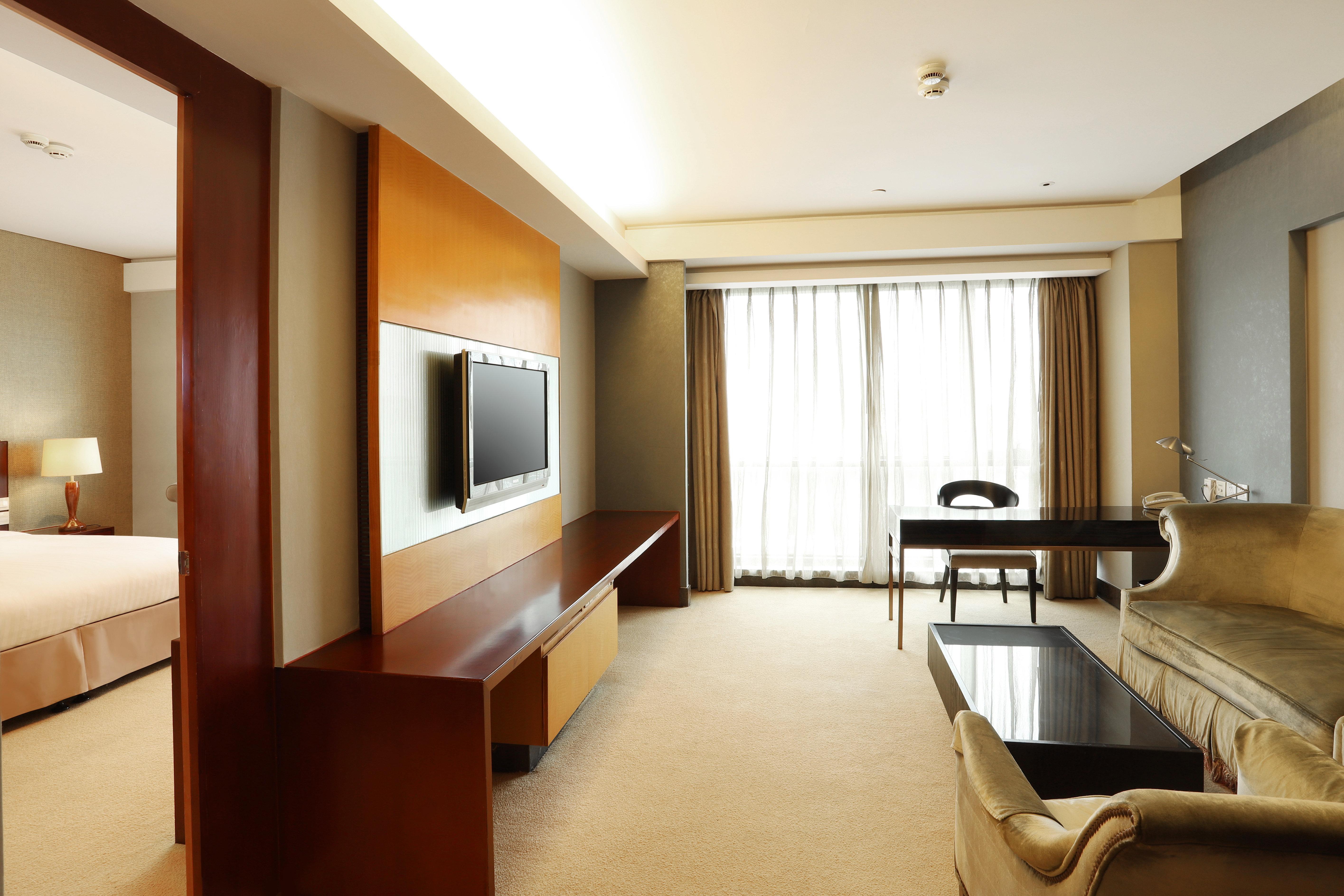 Holiday Inn Shanghai Pudong Nanpu By Ihg Exterior photo