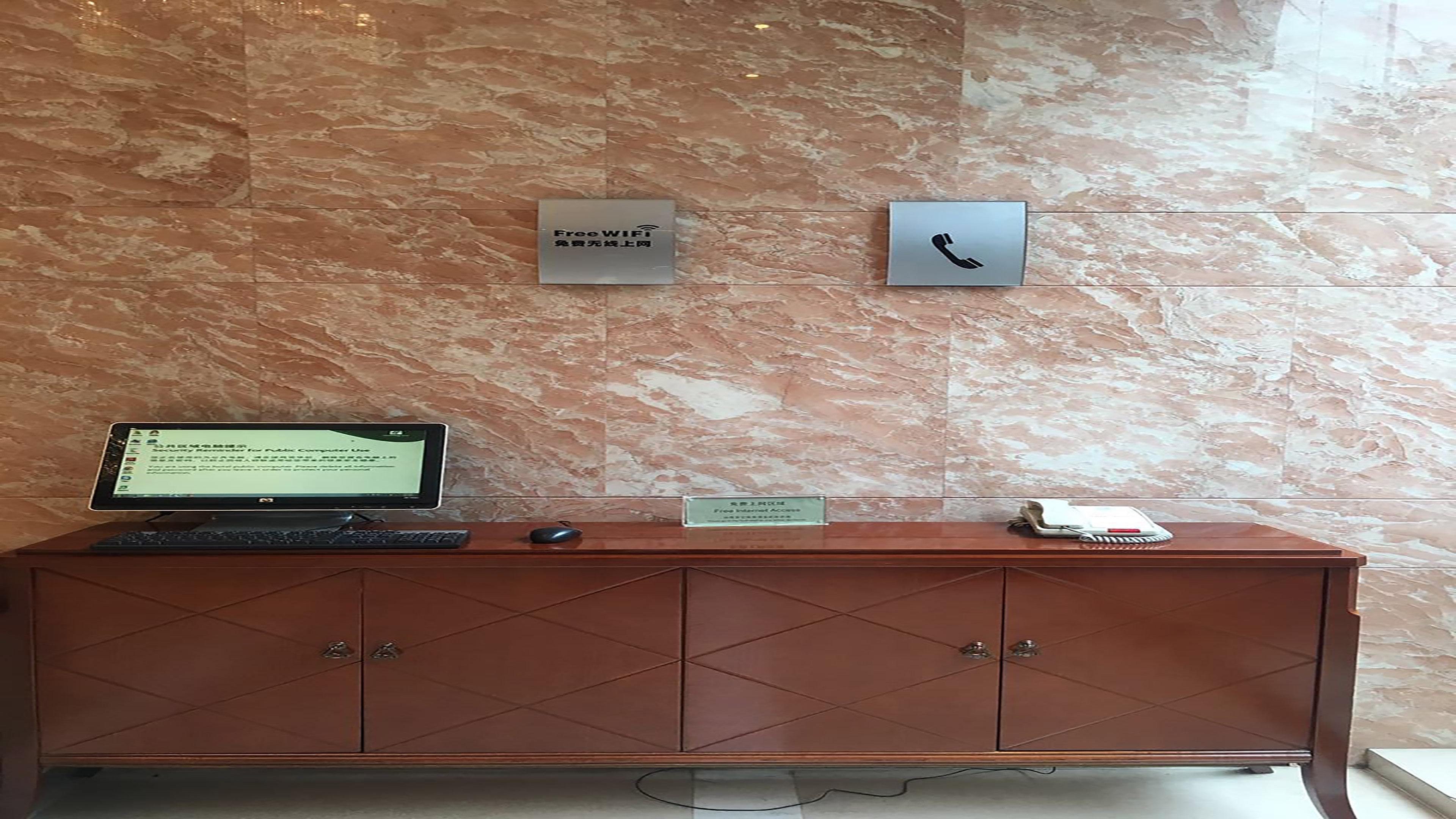 Holiday Inn Shanghai Pudong Nanpu By Ihg Exterior photo