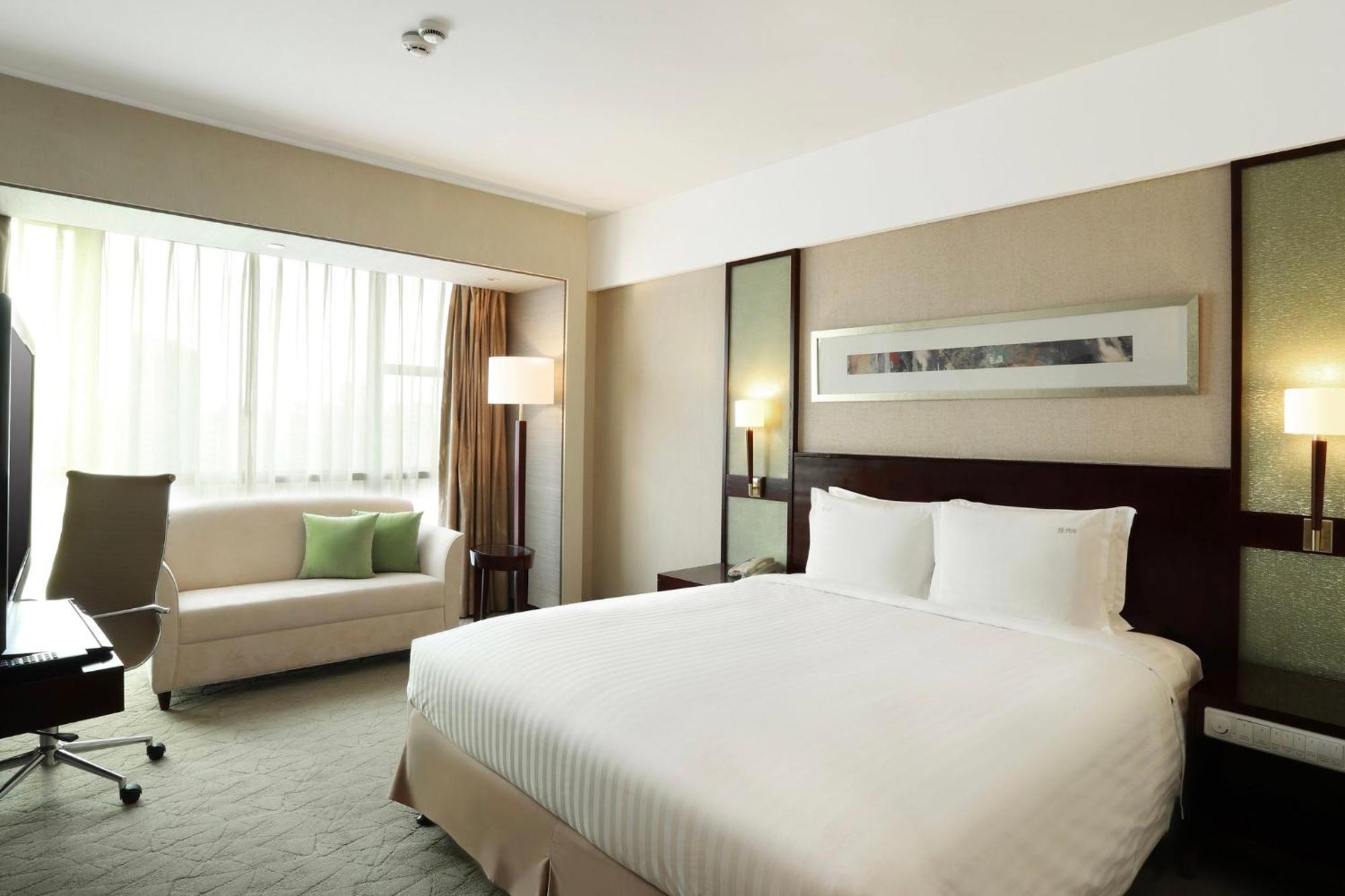 Holiday Inn Shanghai Pudong Nanpu By Ihg Exterior photo