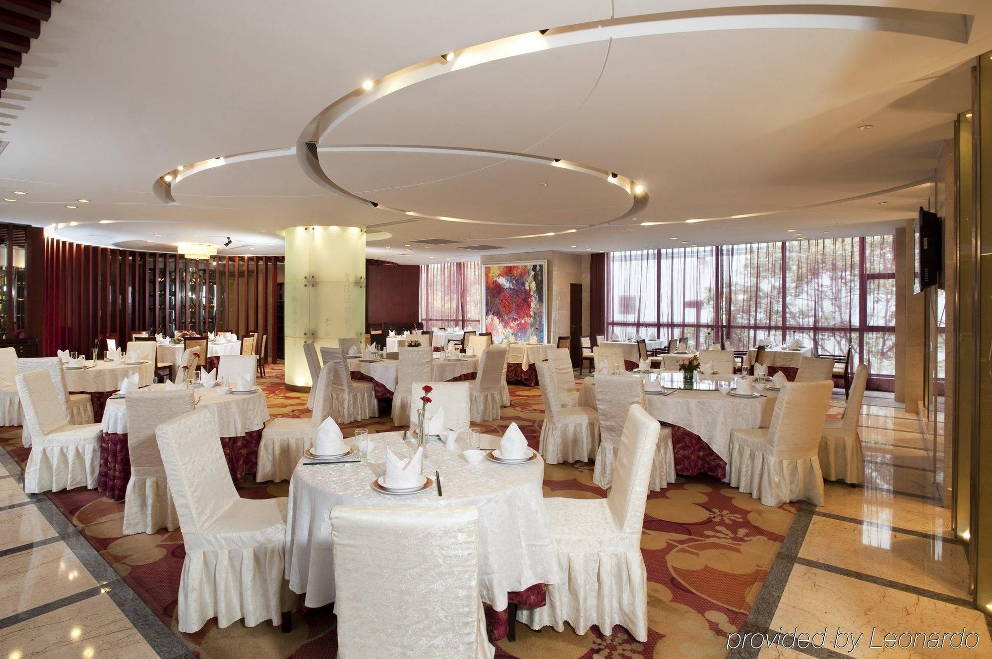 Holiday Inn Shanghai Pudong Nanpu By Ihg Exterior photo